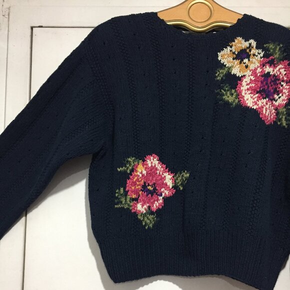 VINTAGE LIZ CLAIBORNE COLLECTION KNITTED BY HAND SWEATERS SIZE M - Picture 7 of 10